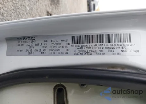 2018 Ram 2500 Tradesman 4X4 8' Box из США, поврежденный, VIN 3C6UR5HL2JG364508